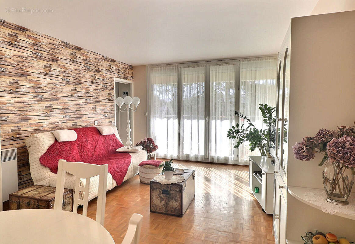 Appartement à MARSEILLE-12E