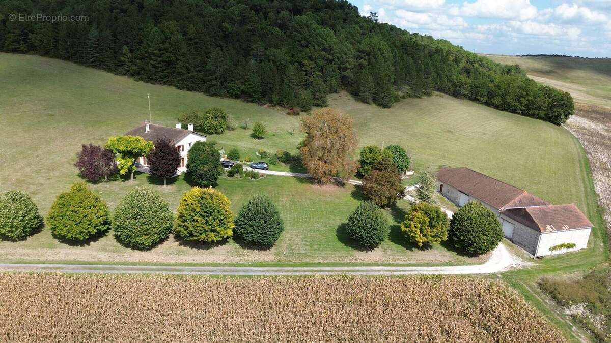 Maison de caractere - photo 2