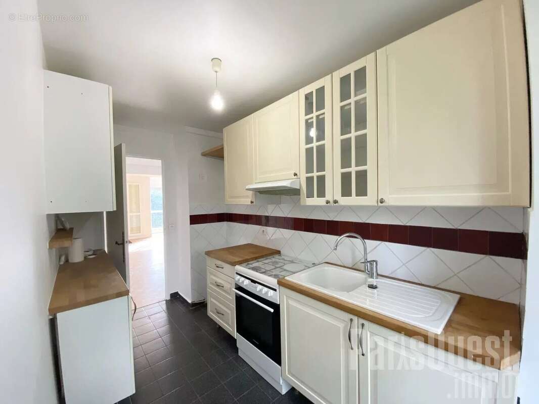 Appartement à VILLE-D'AVRAY