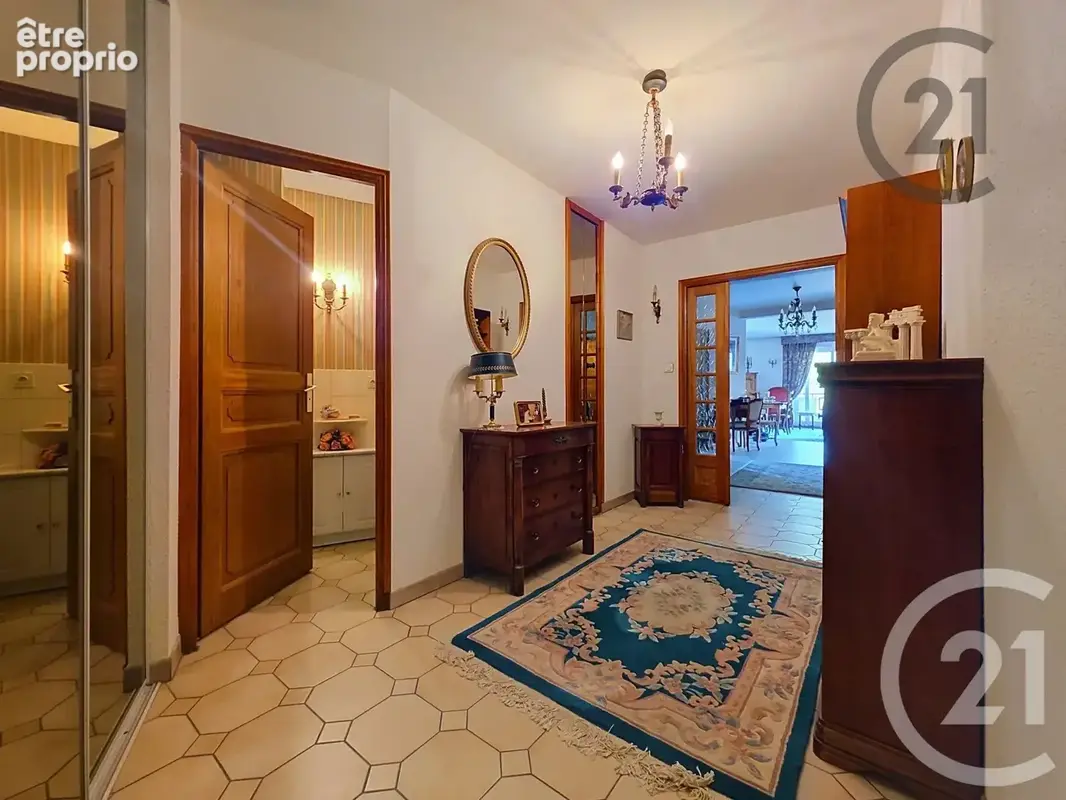 Appartement 5 pièces 114 m² à vendre à Reims (51100) - photo 5