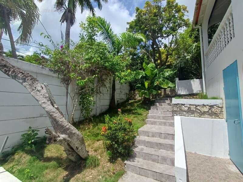 Maison à SAINTE-ANNE