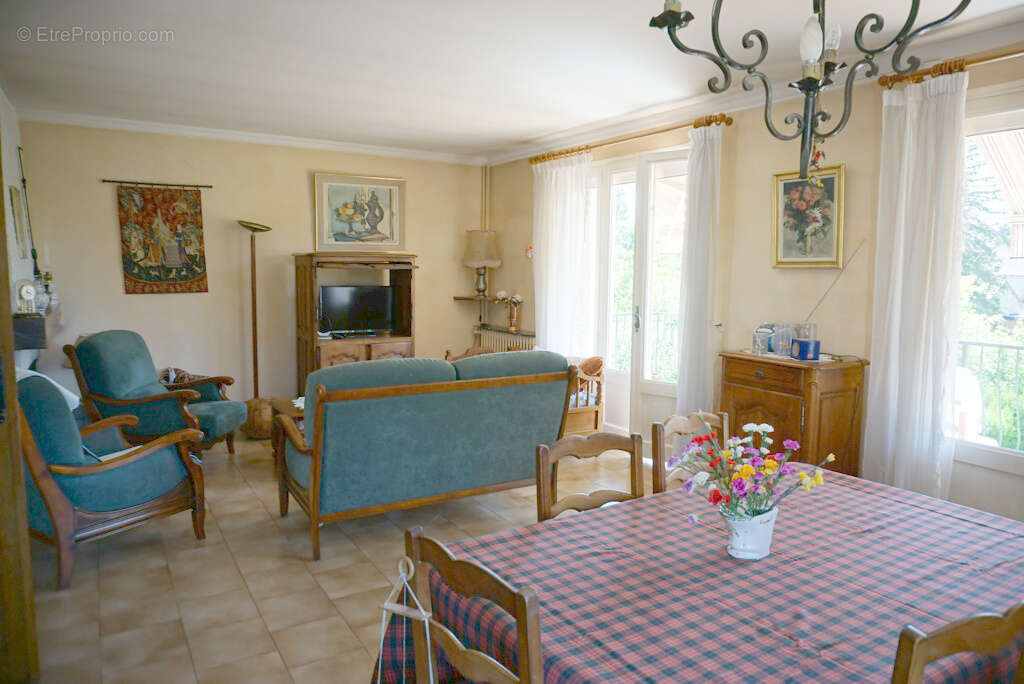 Maison à PARAY-LE-MONIAL