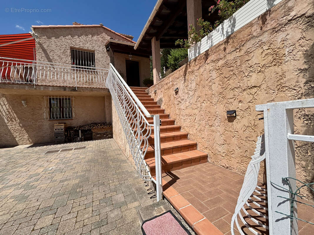 Maison à GORBIO