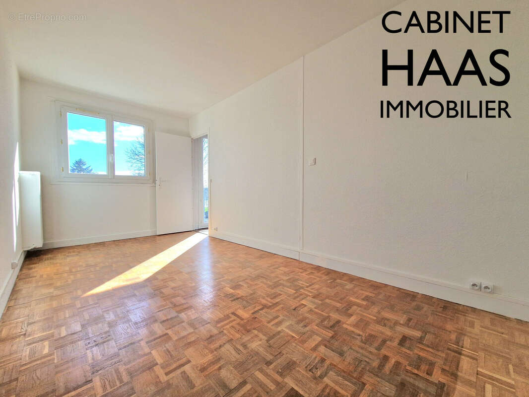 Chambre - Appartement à IVRY-SUR-SEINE