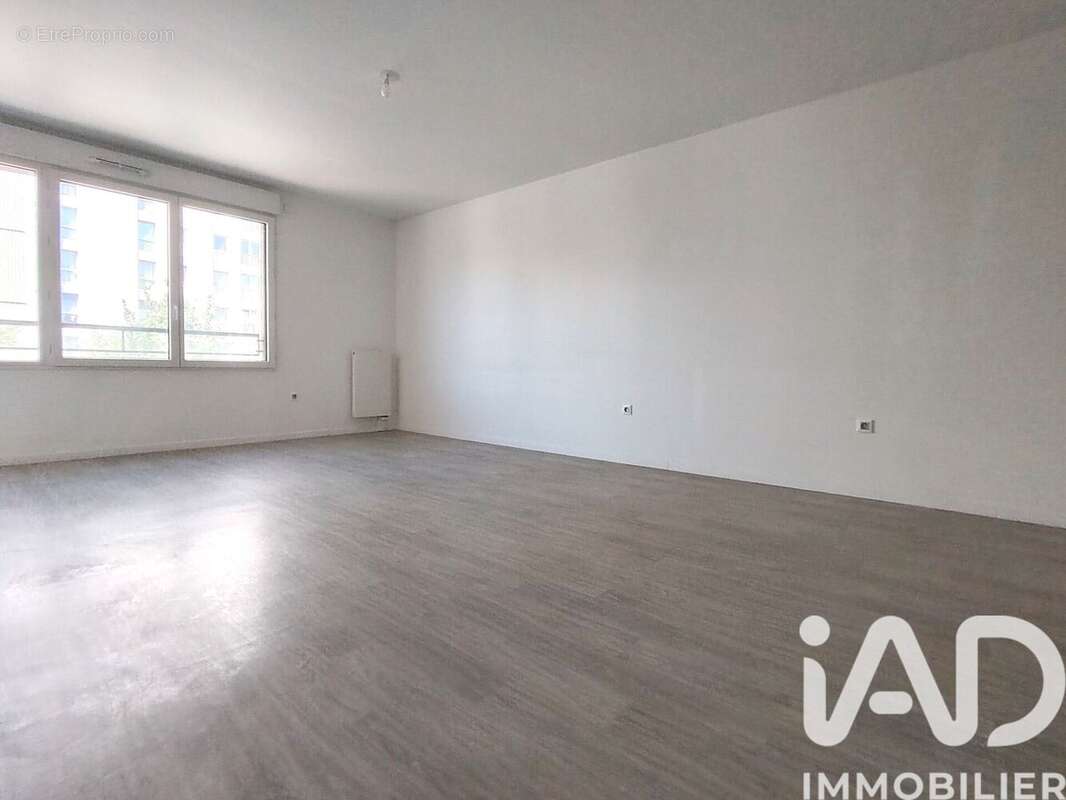 Photo 3 - Appartement à LES ULIS