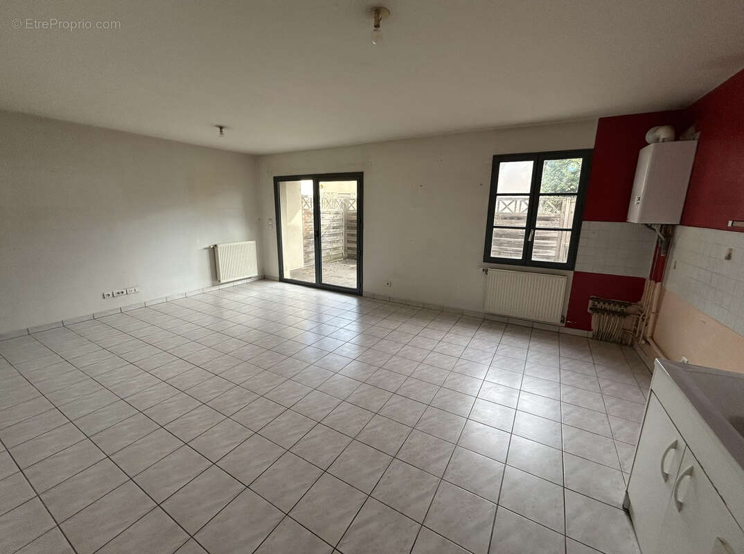 Appartement à ANSE