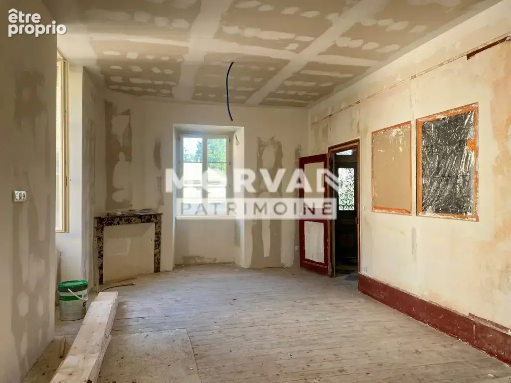 Centre bourg - maison de famille 153 m2 - cour et garage 151000 € - photo 5