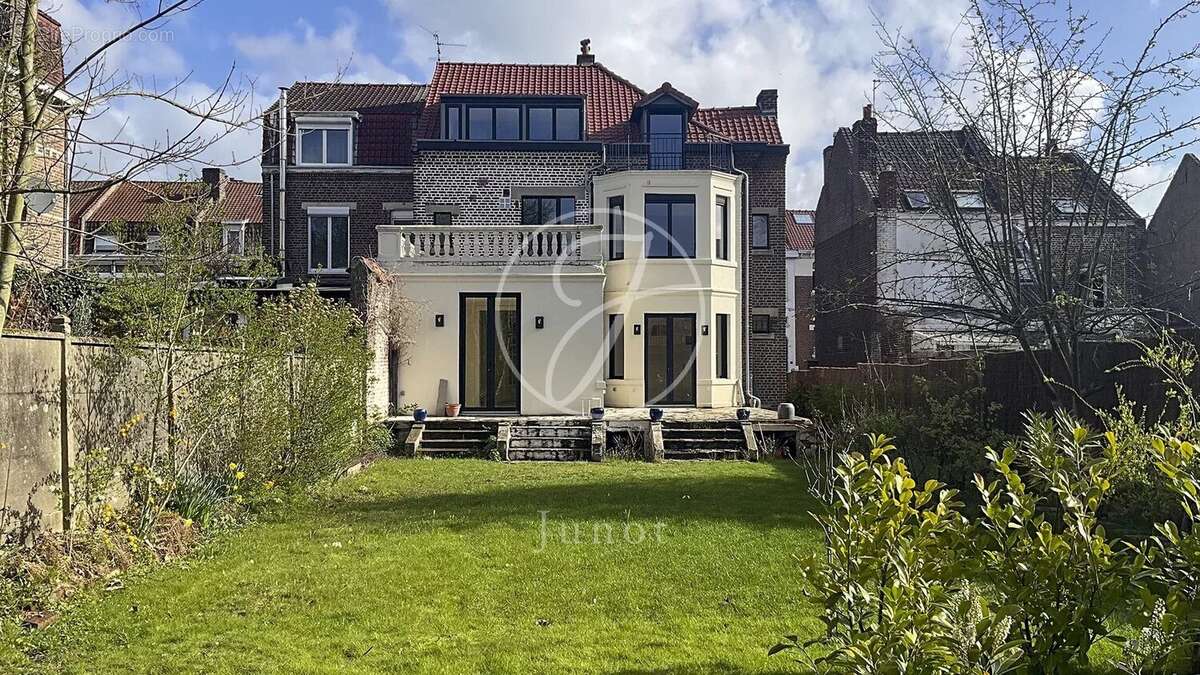 Maison à MARCQ-EN-BAROEUL