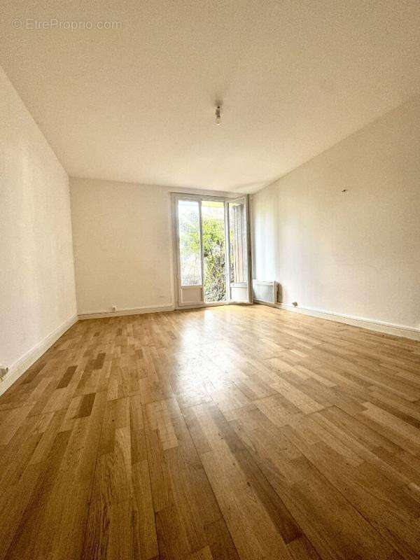 Appartement à LYON-8E