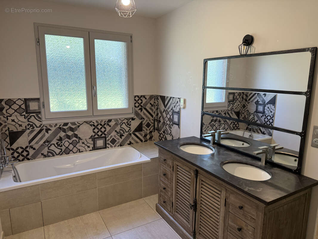 Maison à CASTELJALOUX