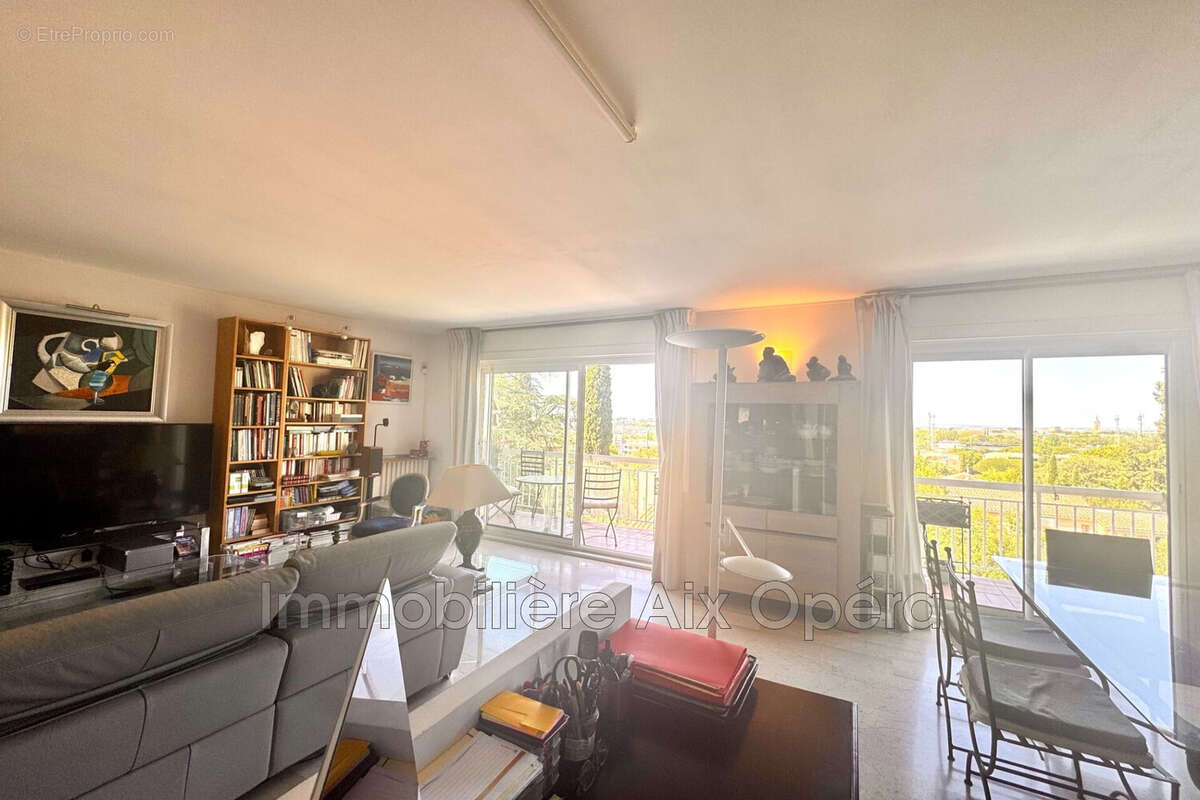 Appartement 91 m² à Aix-En-Provence  - photo 2
