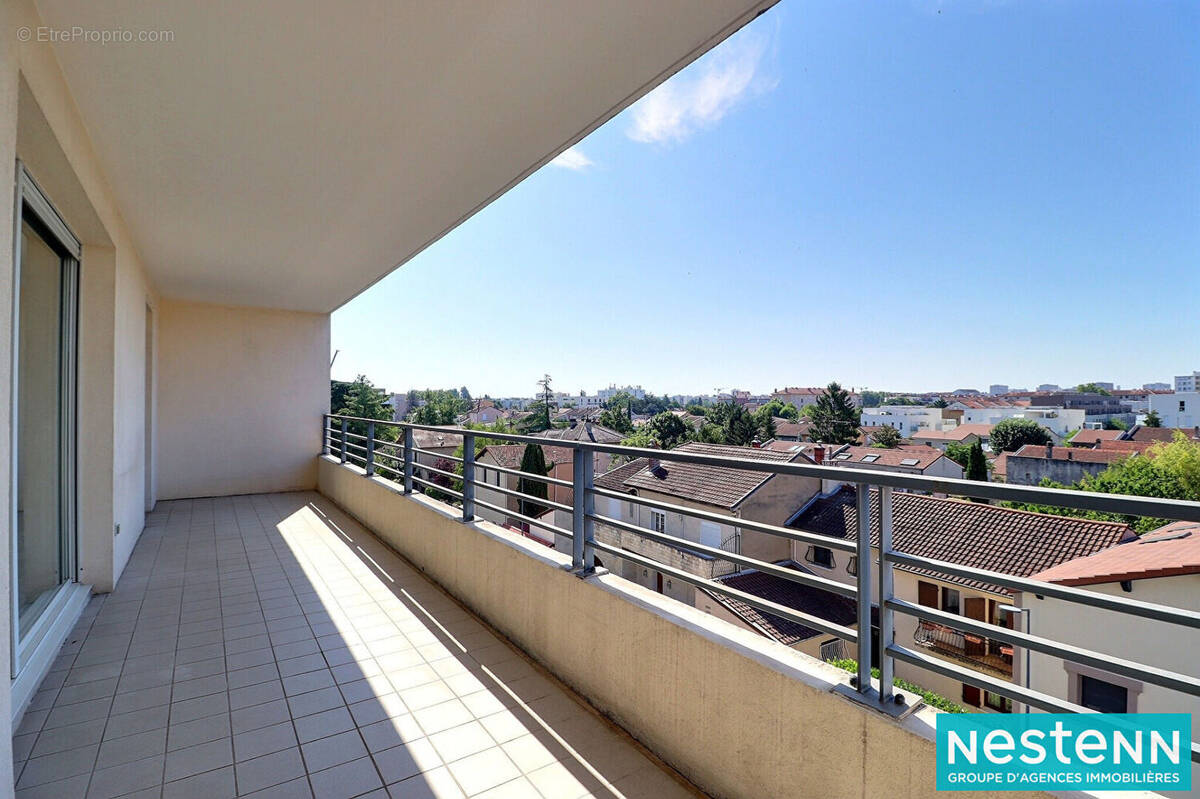 Photo Appartement à Villeurbanne au prix de 294 000€