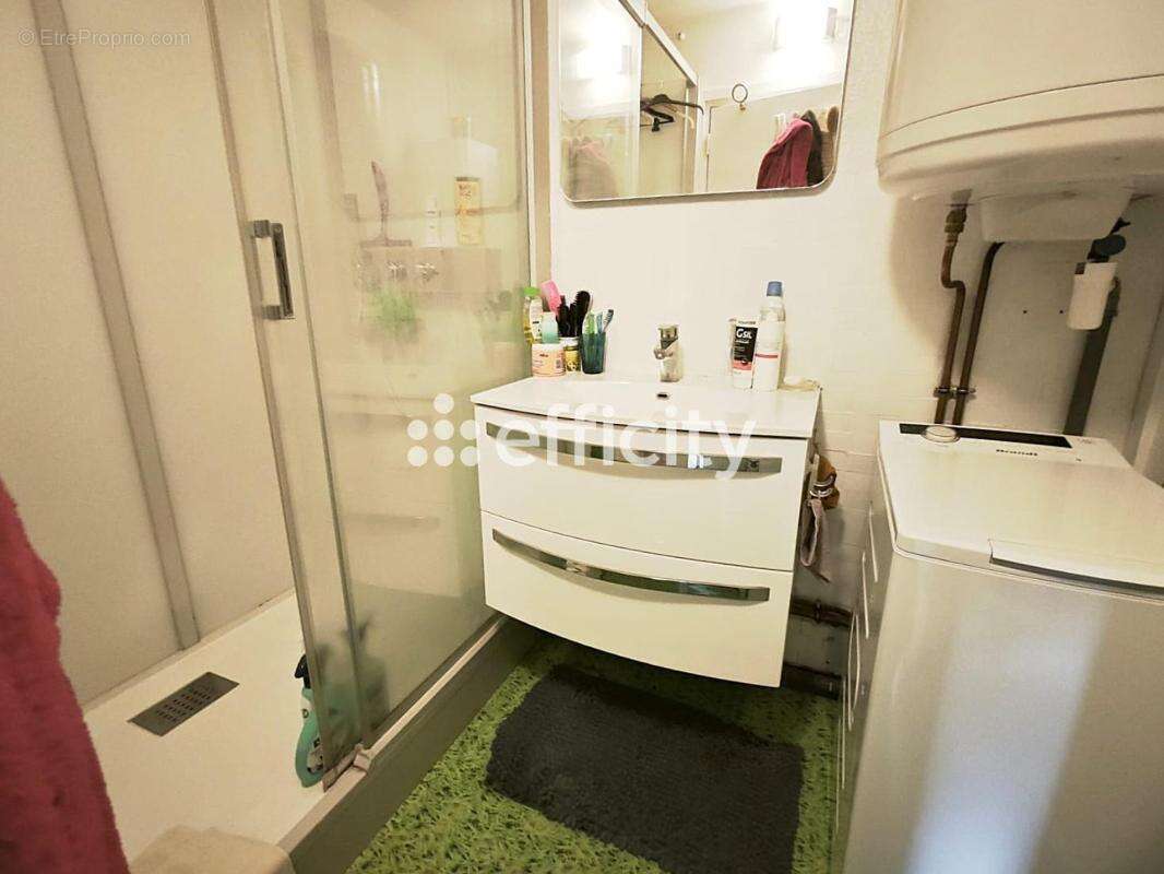 Appartement à LA MADELEINE