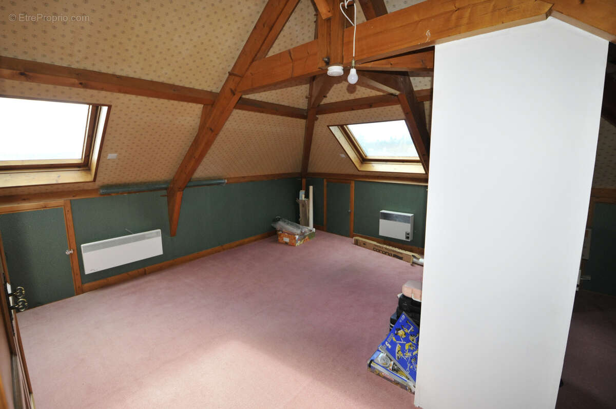 Maison à SAINT-PRIEST-SOUS-AIXE