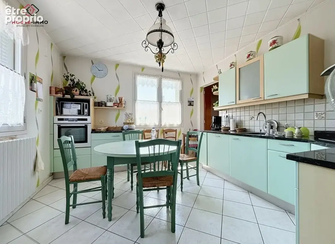 Maison 113 m² à Clairvaux-Les-Lacs  - photo 2