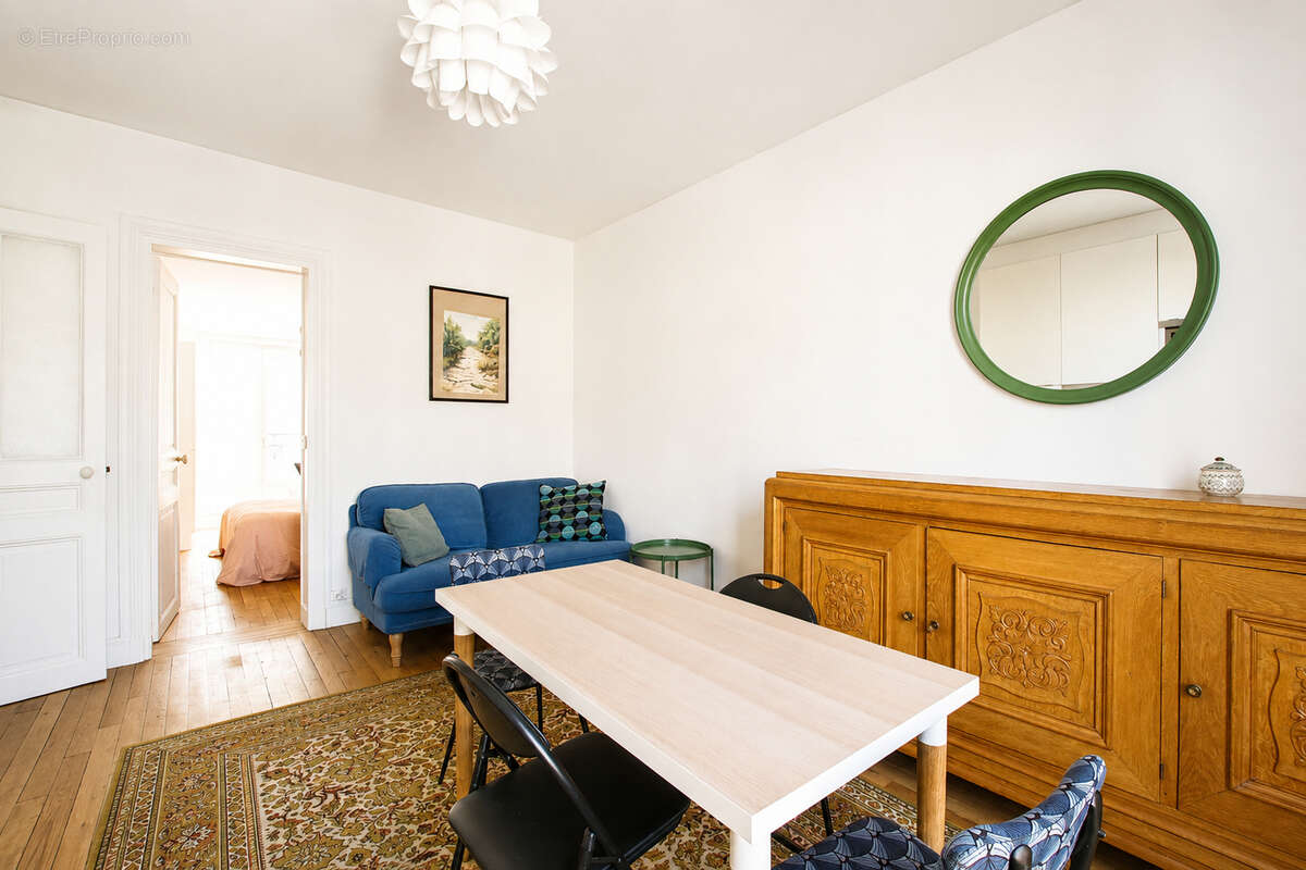 Appartement à PARIS-14E