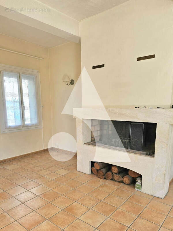 Maison à JONQUIERES