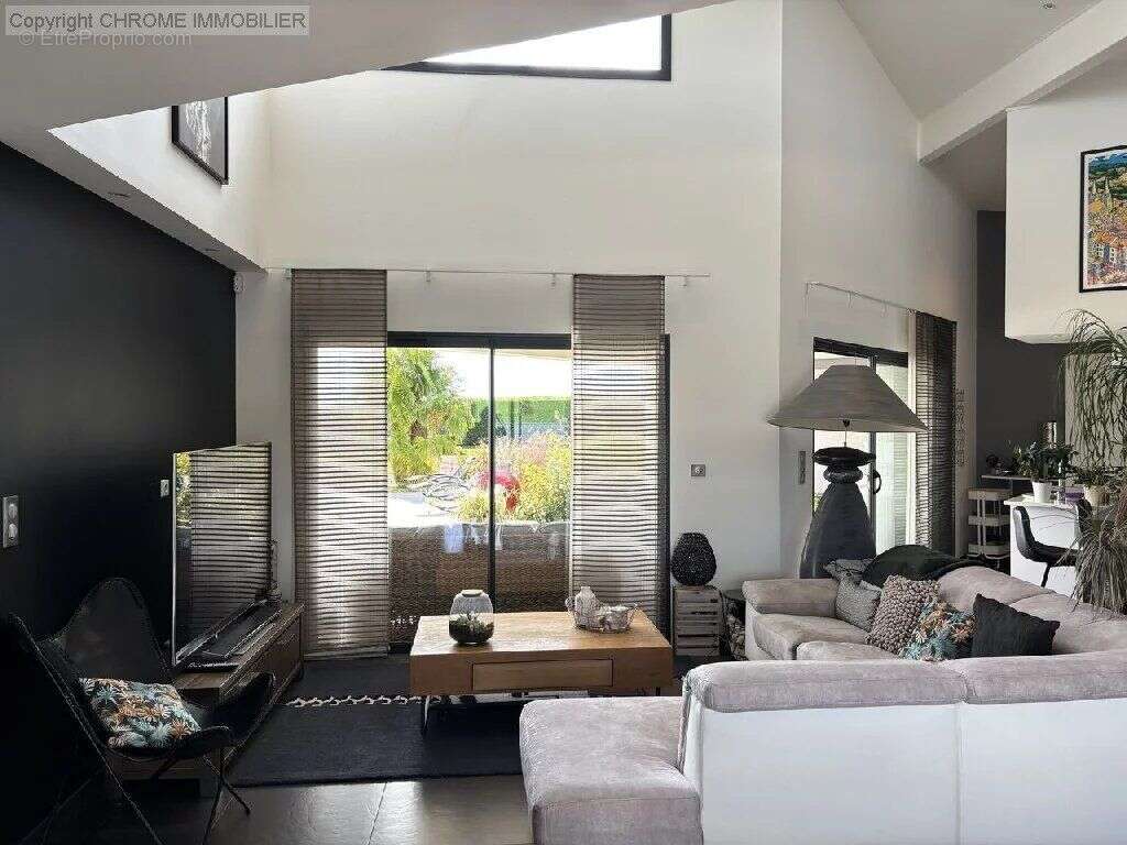 Maison à MAUVEZIN-SUR-GUPIE