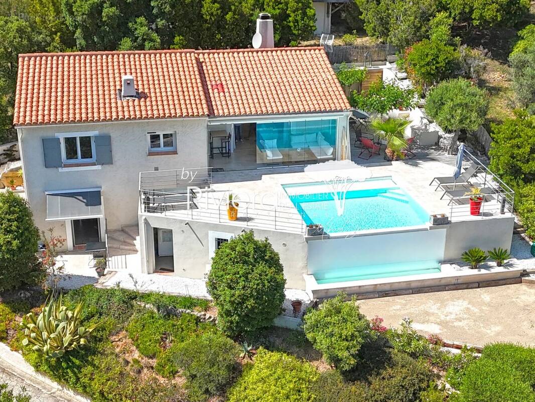 Maison à CAVALAIRE-SUR-MER
