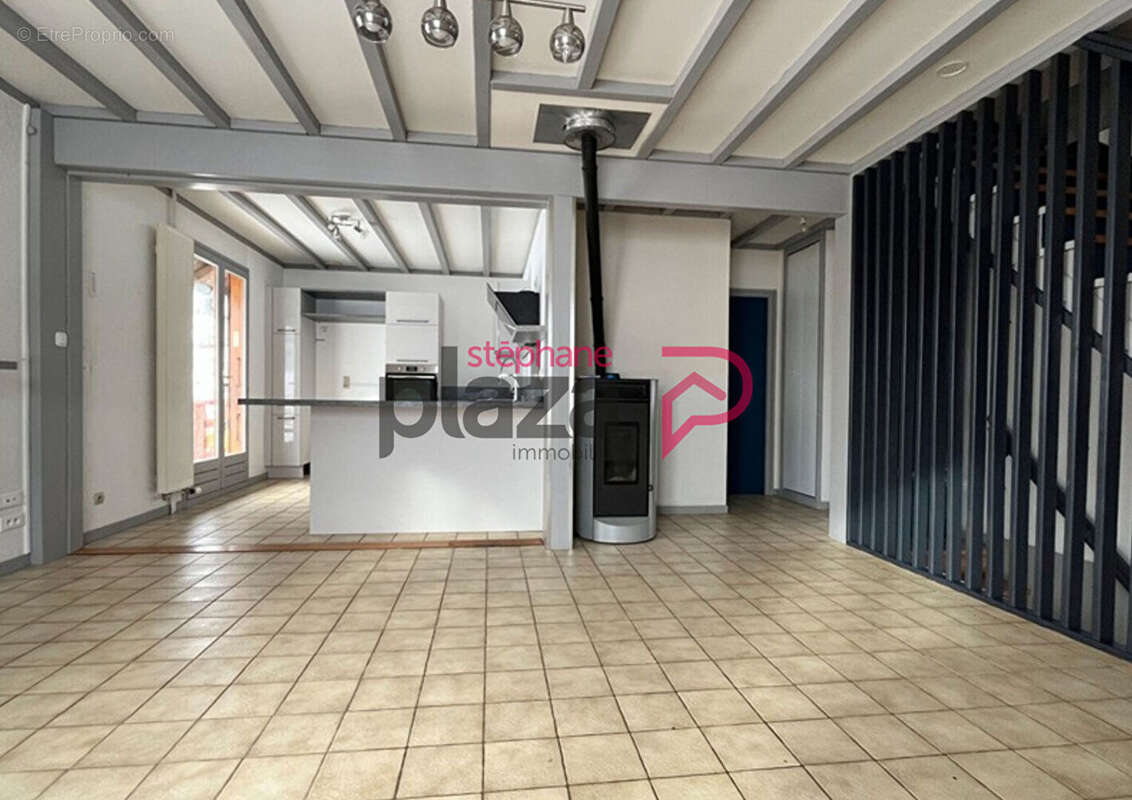 Maison à FONCINE-LE-HAUT