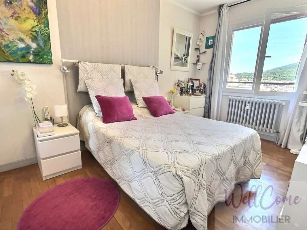 Appartement à AIX-LES-BAINS