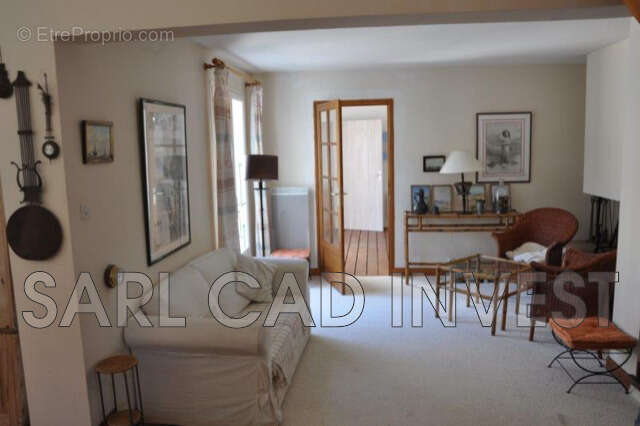 Maison 180 m² à La Couarde-Sur-Mer  - photo 8