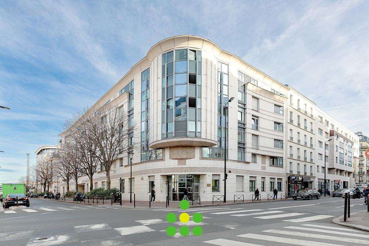 Appartement à LEVALLOIS-PERRET