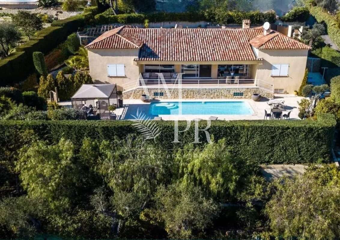 Villa plain pied-vue mer- interieur moderne - photo 4