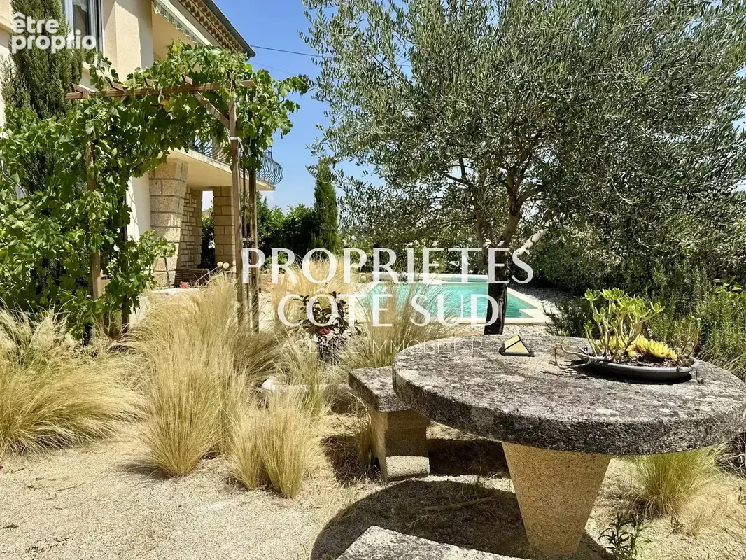 Maison 135 m2 avec terrain 585 m2 et piscine - photo 4