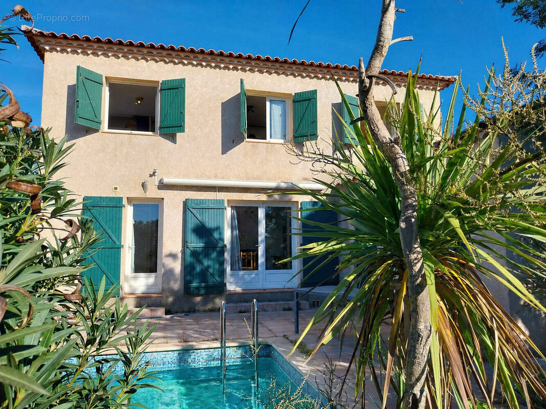Maison à PERET