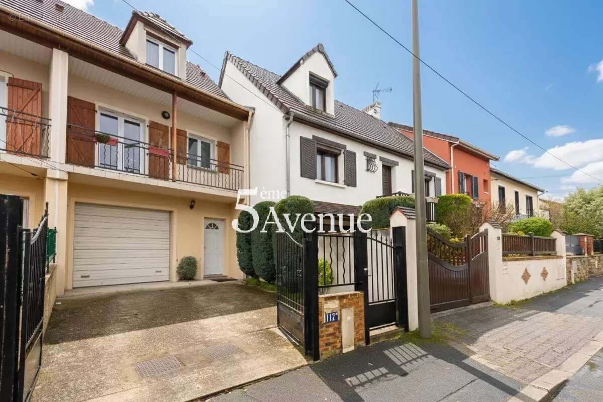 Maison à ROSNY-SOUS-BOIS