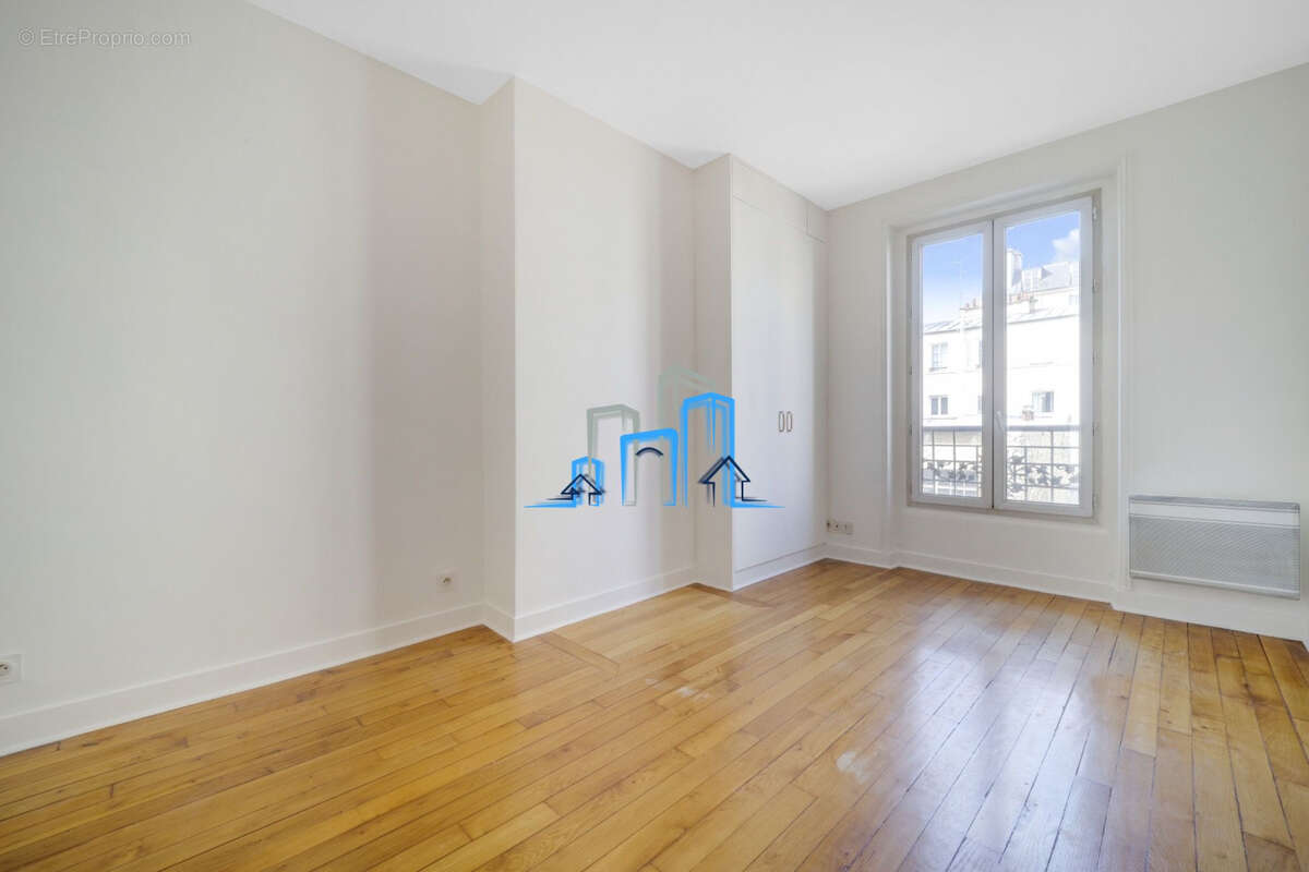 Appartement à LEVALLOIS-PERRET