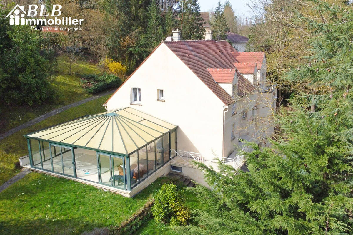 Maison à LEVIS-SAINT-NOM