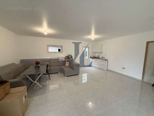 Maison à PORTES-LES-VALENCE