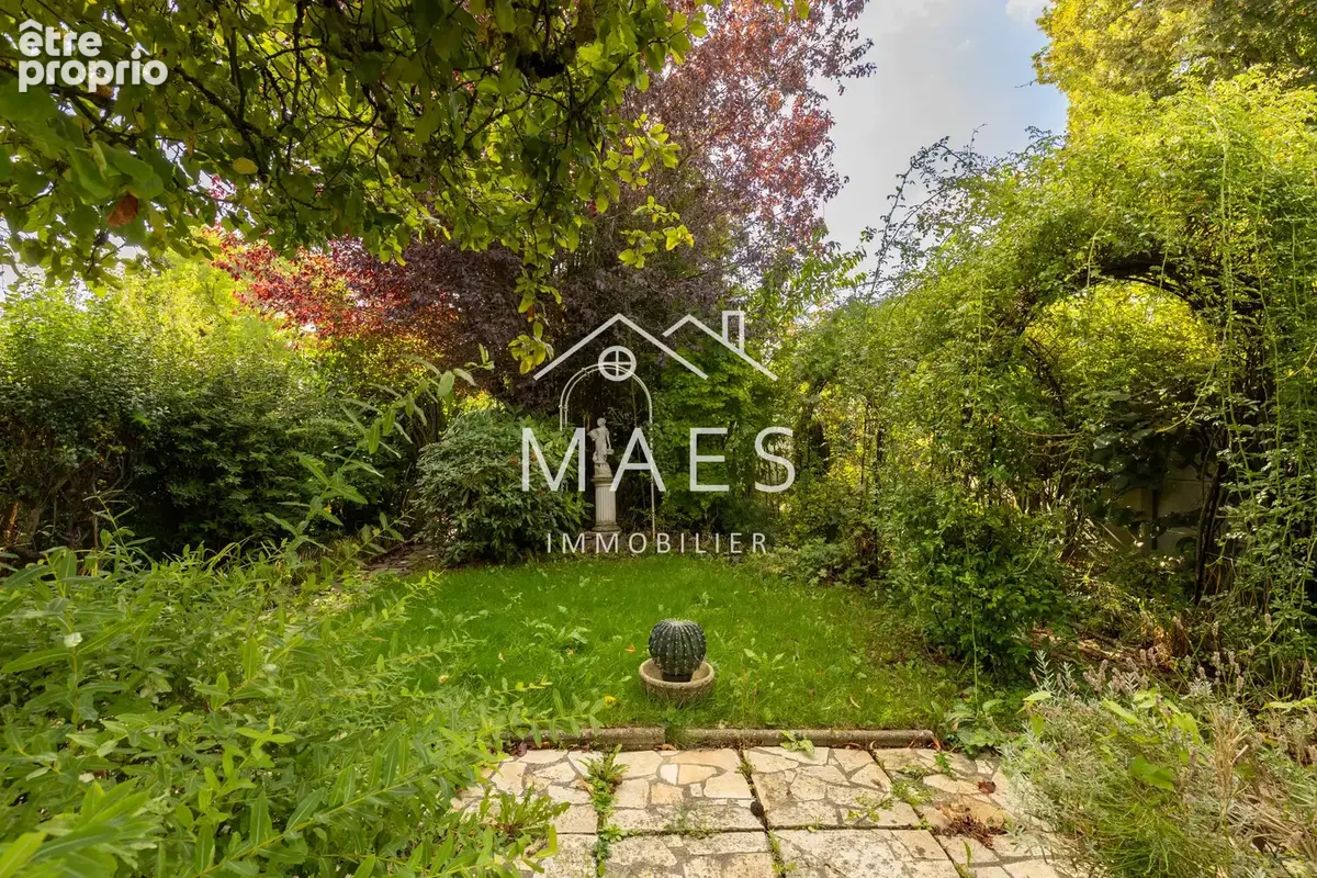 Wambrechies Centre - Maison 3 chambres - 112m2 - jardin, garage & parking - photo 5