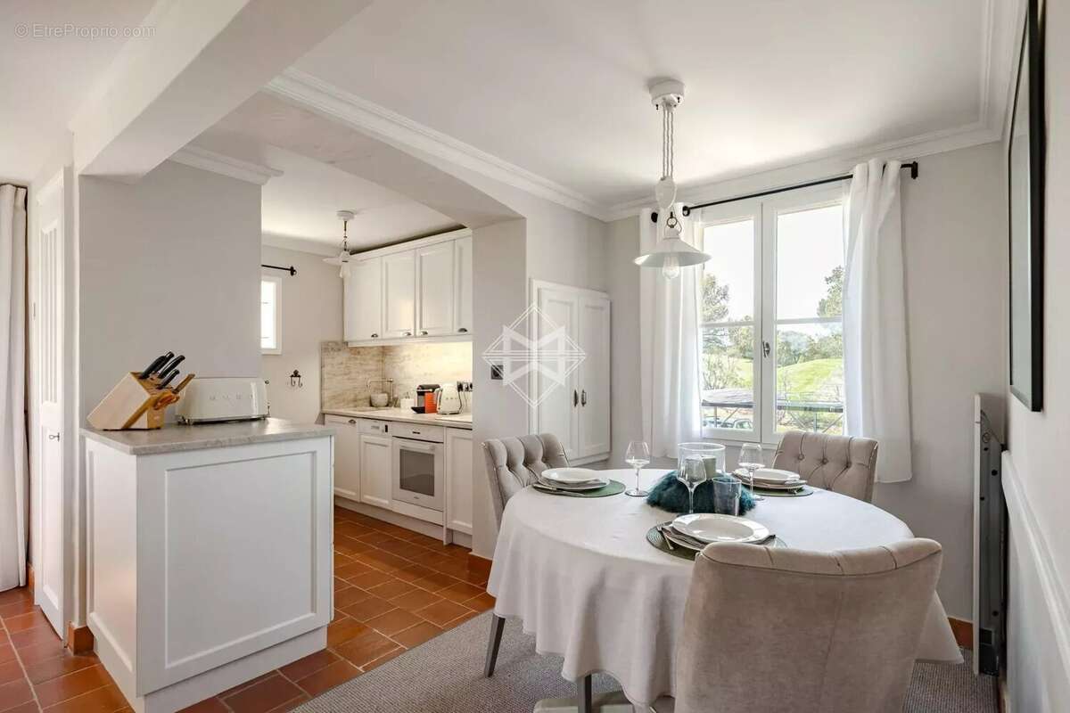 Appartement à LA MOTTE