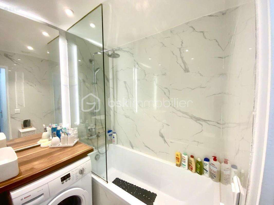 Appartement à COLOMBES