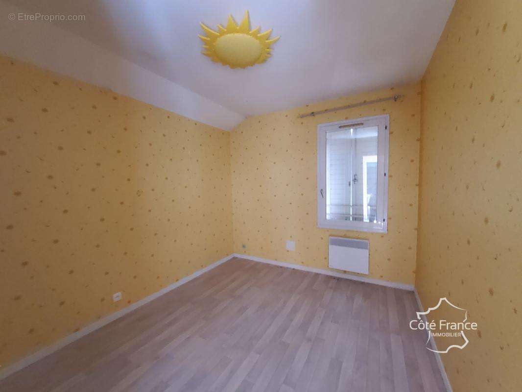 Maison à VIREUX-MOLHAIN