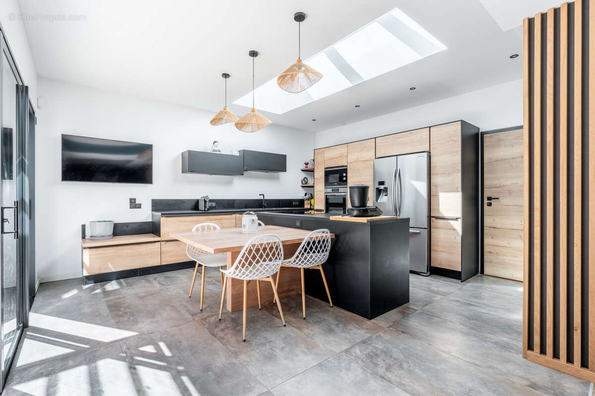 Maison à VILLEFRANCHE-SUR-SAONE