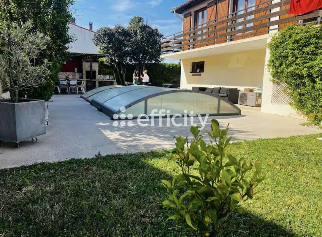 Maison à CUXAC-D'AUDE