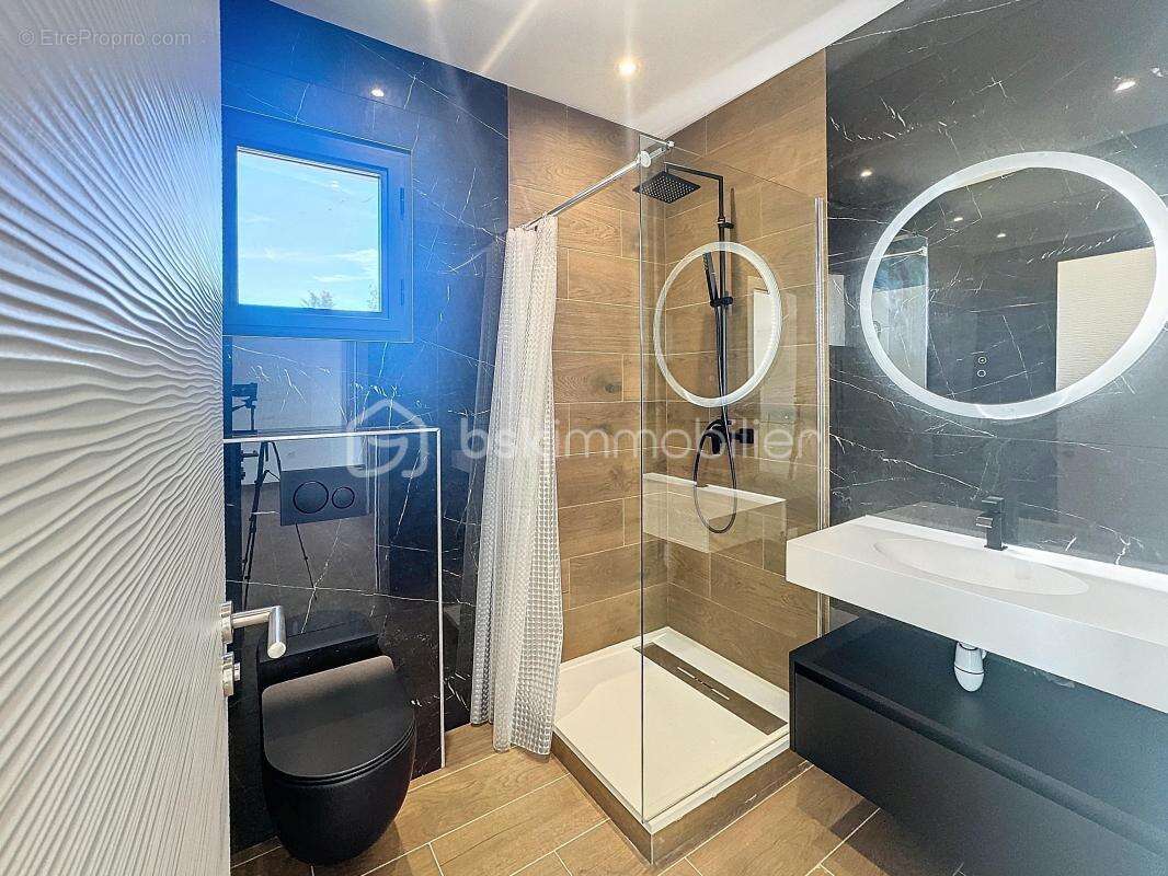 Maison à LA FOUILLOUSE