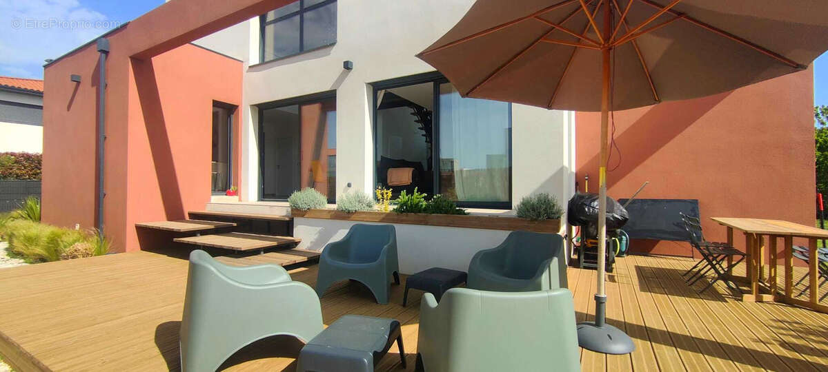 Maison à VILLELONGUE-DE-LA-SALANQUE