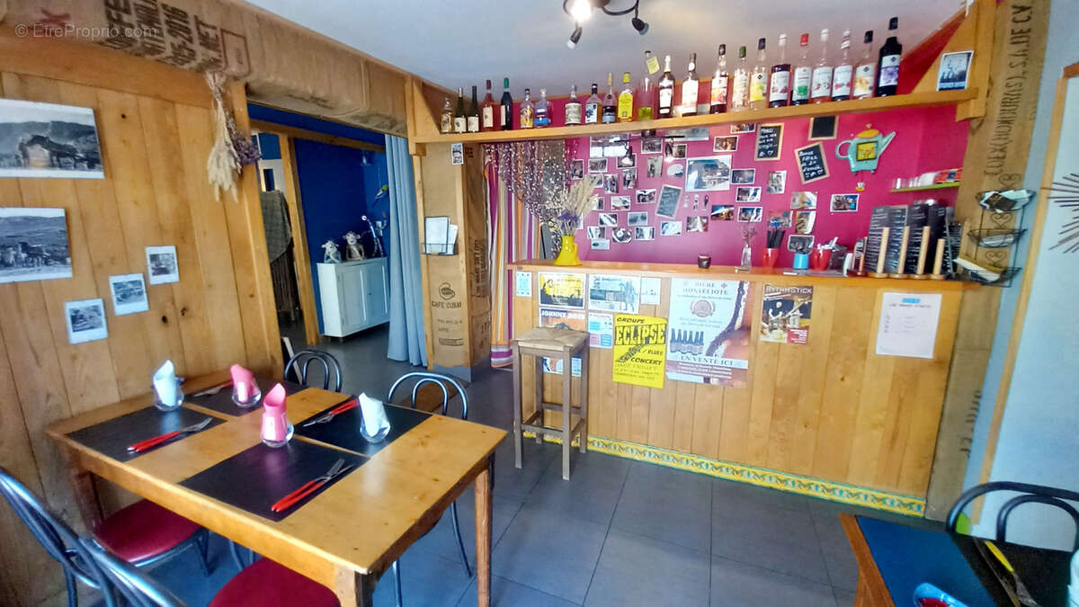 Restaurant avec logement de fonction - photo 14