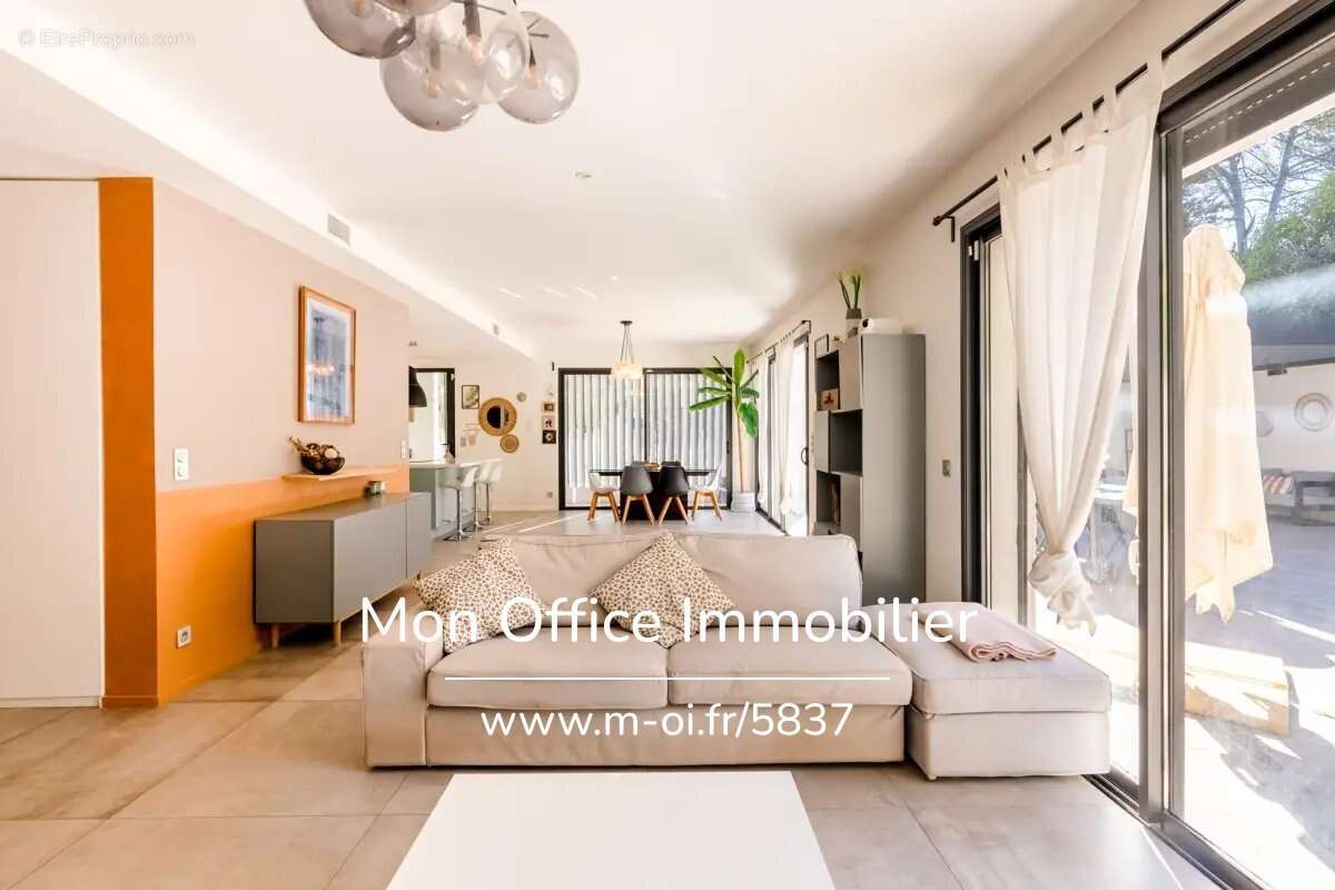 Référence : 6930-AUS - Maison contemporaine 4 chambres - piscine - Le Tholonet - photo 7