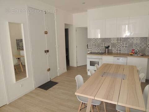 Appartement à MARSEILLE-1E