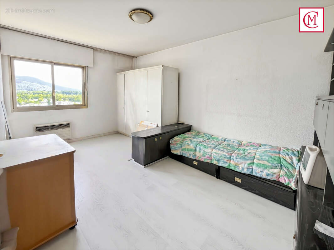 Appartement à MEYLAN
