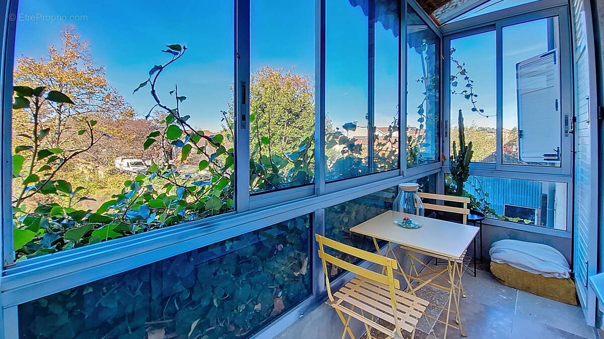 Appartement à IRIGNY