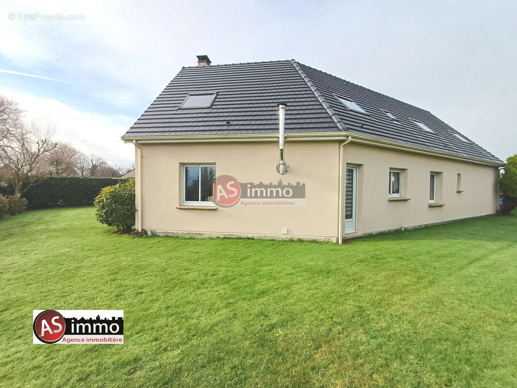 Maison à ENVERMEU