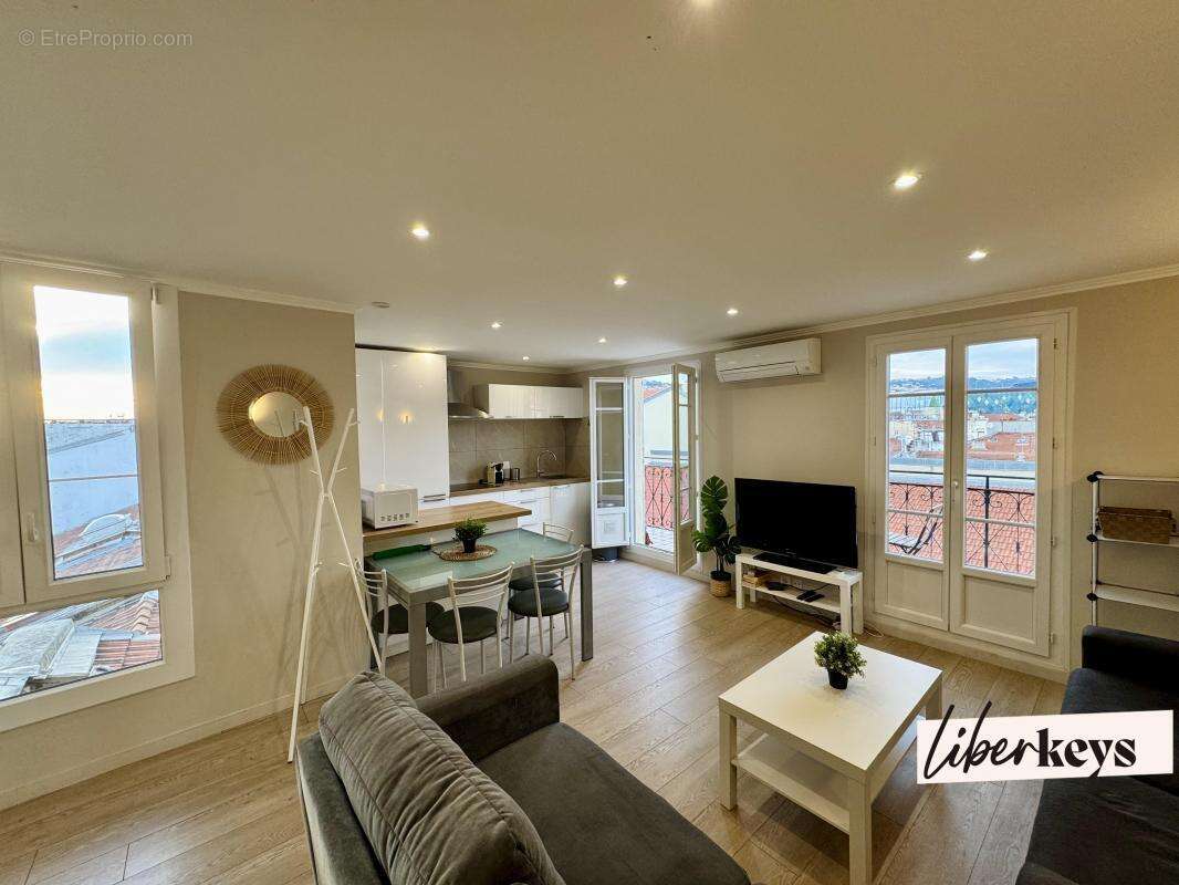 Appartement à NICE