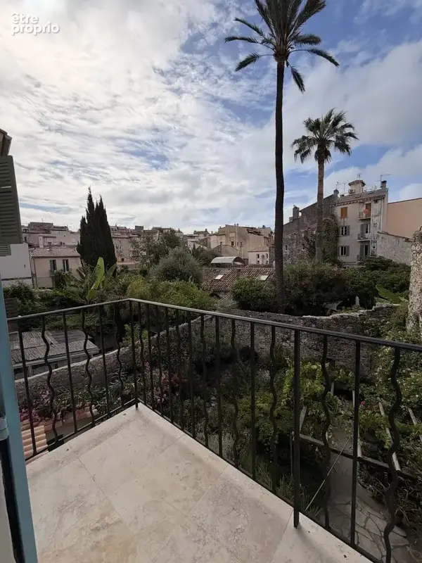 Trois pièces Toit Terrasse -Vieil Antibes - photo 6